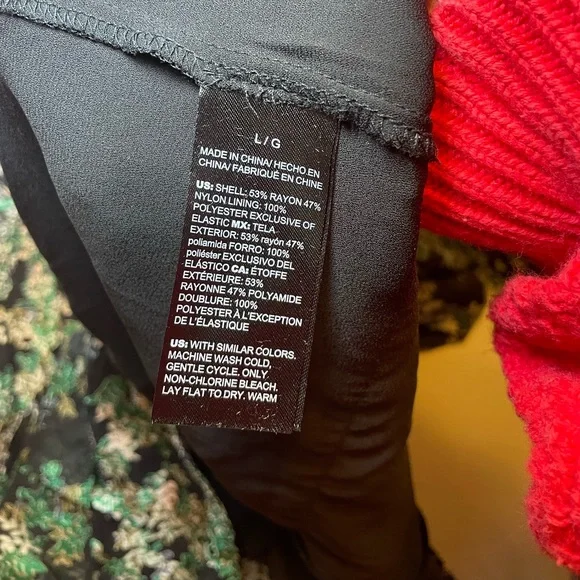 NWT White House Black Market Smocked Blouson Dress- Little Lead Burnout - Picture 16 of 16